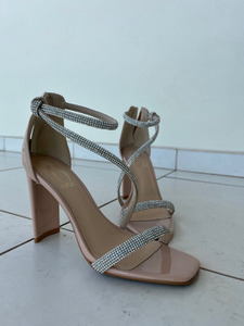 item-image